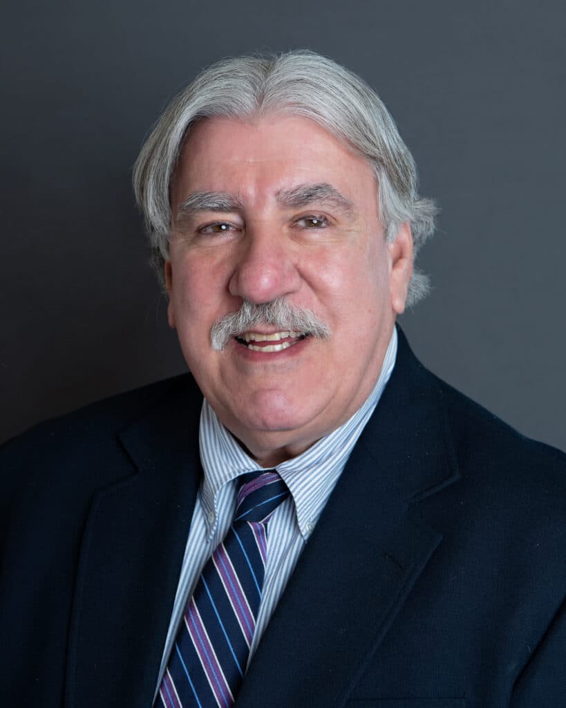 MEC Headshot 2023 (1)